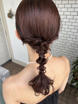 フェリーチェ(Felice) 編みおろし　ヘアセット　お呼ばれヘア　タイト