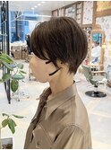 コンパクトなショートボブ