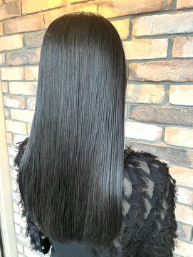 リエート(Lieto) ダークトーンカラー　オリーブ