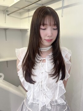 ソル ジングウマエ(SOL JINGUMAE) ［natsuki］透明感たっぷりベージュ レイヤーカット