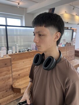 エイト チャタン 沖縄北谷店(EIGHT chatan) メンズフェードカット