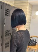 ネイビーブルーブルージュブルーブラック青髪ダブルカラーボブ