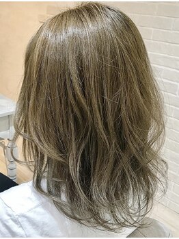 【八戸ノ里駅から大通り直進】OggiOtto認定店♪経験豊富なstylistがマンツーマンでご対応◎