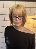 17218全頭ブリーチミニマルボブレイヤーショートルーツカラー