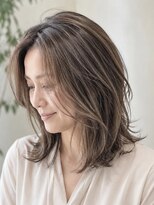 アズールサン 草加西口店(azule-sun)&nbsp;40代女性【小顔レイヤー】柔らかツヤ感×ハイライト ミディ/草加
