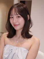ヴィヴィッド オモテサンドウ(ViViD omotesando)&nbsp;【仕事中も可愛い◎】ミディアムレイヤー×モカブラウン