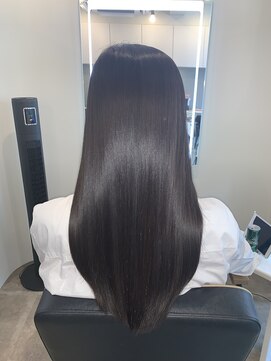 アールサロン アオヤマ(Rr SALON AOYAMA) メンテナンスプラチナミネコラ