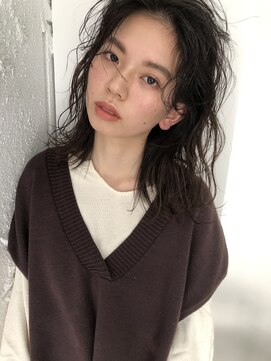 ルーム(Loom.) ニュアンスカールプチウルフ【Loom./明治神宮前/原宿/表参道】