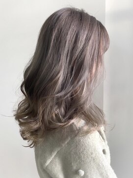 ライリー(riley) まろやかオリーブベージュ