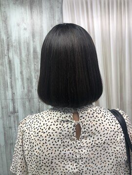 フレームプラス 御堂筋難波店(FRAME +) ショートボブ