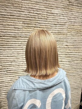 ビス ヘア アンド ビューティー 西新井店(Vis Hair＆Beauty) 30代40代ダブルカラーミルクティアッシュデザインカラー透け感