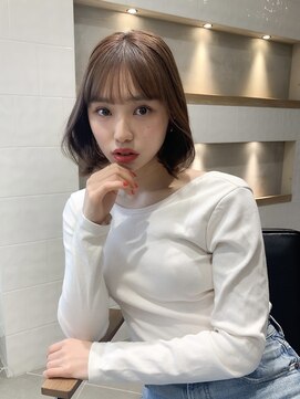 アリュウル 表参道 青山(Allure) 柔らかく動く、上品なタンバルモリヘア《佐藤》