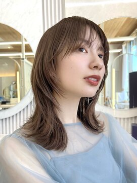 アフロートリノ(AFLOAT Leino) 小顔ヘルシーレイヤースタイル透明感カラー【修】20代30代40代