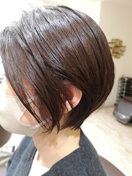 ルシードスタイル クリザンテーム 白髪染め/白髪ぼかし/ハイライト/カラー/ショート/ボブ