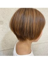 ヴィサージュクルー(VISAGE crew)&nbsp;コンパクトの中にも丸さを感じるショートデザイン！