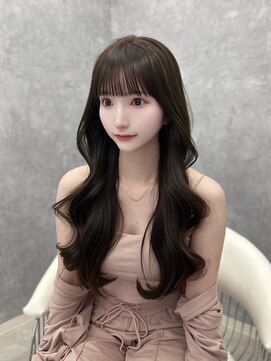 ヴェイナゴヤ(VEYY. nagoya) シースルーぱっつんバング/透明感カラー/グレージュ