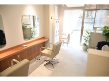 オグ(ogu)の雰囲気（大人が落ち着く雰囲気。ハッピーロードから一本入った静かな店内）