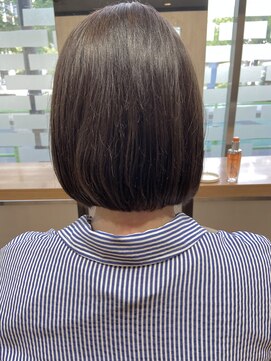 ヴィサージュクルー(VISAGE crew) 前下がりのボブデザイン！