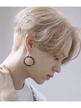 ミルクティーベージュ