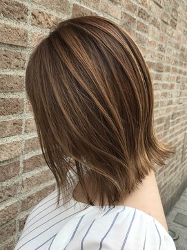 バーシャミ 博多(Baciami) ナチュラルな質感【ナチュラルミディ】