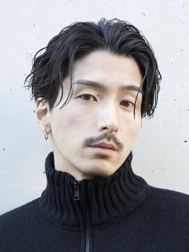 レタッチバイフィフス(RETOUCH by fifth) 原宿ルーズパーマオールバックスパイラルパーマ大人ビジネスヘア