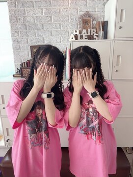 ヘアー アレス(hair ales) リボン×三つ編みハーフツイン