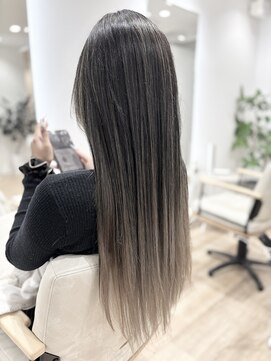 アッベリーレ(A'bbellire) ベージュエアタッチバレイヤージュグラデーション