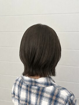エルベ 千波店(elve) 赤みを抑えた透明感オリーブカラー♪