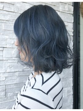 アールトゥーヘアー(art To Hair) ネイビーロブ