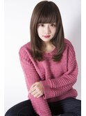 大人かわいいストレートの厚めバング