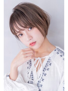 アメリ 新宿(Ameri) Ameri シアーベージュ前下がりボブ【新宿】