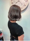 グレーアッシュバレイヤージュ/プラチナアッシュ/大人かわいい