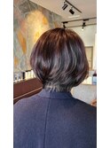 ラフな大人のショートボブ
