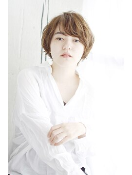 トランクイル サフリック(TRAN9UIL safric) 20代30代40代　大人ショートボブ【烏丸】＃644