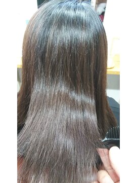 ナンバーエイト(number eight) 赤み消しカラー×つるん潤いトリートメント