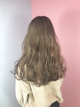 ラディックス(LADiX) ゆるふわhair × ベージュ