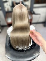 オズ 梅田店(OZ)&nbsp;＃ホワイトベージュ＃艶髪＃髪質改善＃量産型＃ハイトーン