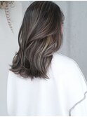 ハイライトショートヘアレイヤーカットダブルカラー