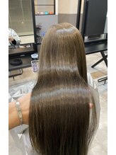 ブリーチ無しでも『理想』へ導く透明感カラー♪