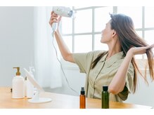 ココカラーアンドカット マルナカ福富店(CoCo Color&Cut)の雰囲気（セルフブロースペースにはスタイリング剤完備《白髪染め/韓国》）