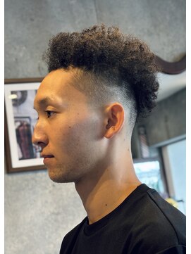 エルエー バーバーショップ 草津店(L.A BARBERSHOP) 店長【橋本】針金アフロ