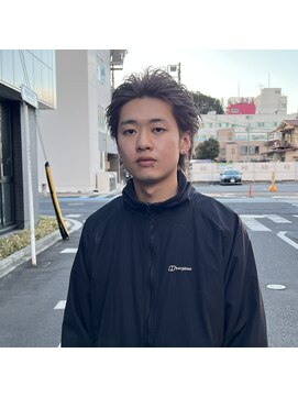 レーニス 宇都宮(Lenis) 長めスパイキー×グレージュカラー