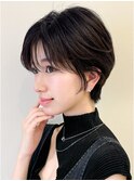 大人可愛い20代30代40代黒髪前下がりショートボブ丸 みショート