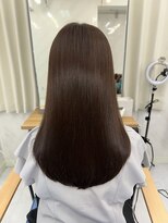 エミン(emyn)&nbsp;髪が変わる【美髪革命】艶髪/髪質改善/縮毛矯正/代々木