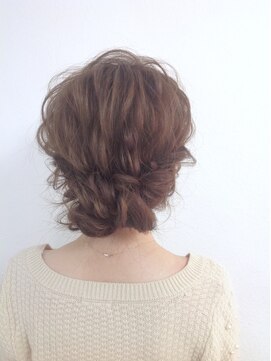 アールブルー 六本木店(R-blue) インスタグラマー風ギブソンタック