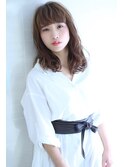アッシュブラウンの大人かわいいブランジュ小顔くびれセミディ