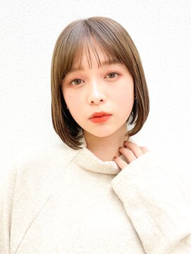 ミィ 表参道(mee.) 【mee.】オオニシ　　ボブ　シアカラー　ベージュ系カラー