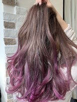 ネウィベルシア 名駅(newi belsia) インナーカラー、ピンクラベンダー、イヤリングカラーグレージュ