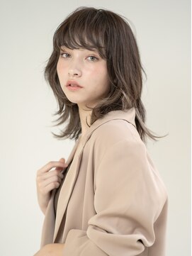 ルクスドレ 新宿(Luxe doree') くびれヘア/アースカラー/地毛風カラー/大人ヘルシー[新宿駅]