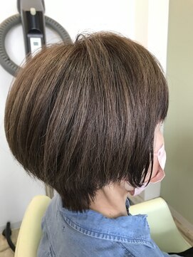 ヘアーズ ジール(hair's Zeal) 白髪ぼかし☆ショートボブ